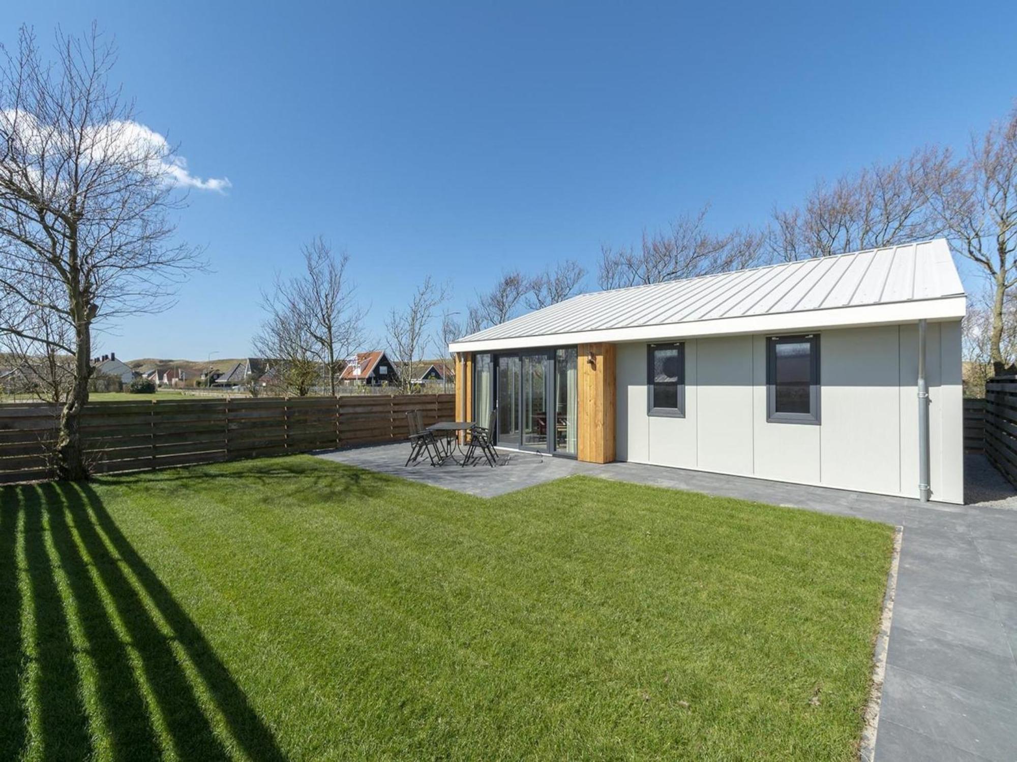 Gorgeous Holiday Home With Patio Callantsoog Bagian luar foto