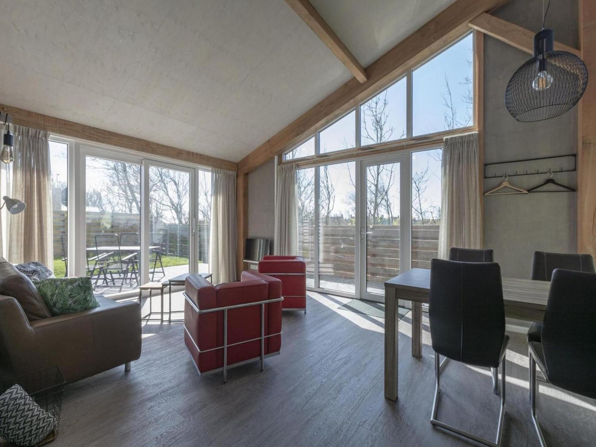 Gorgeous Holiday Home With Patio Callantsoog Bagian luar foto